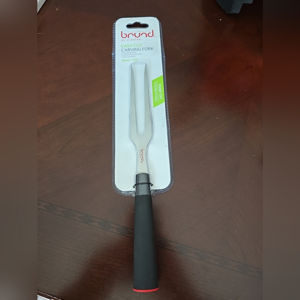 Brund Easy Cut Carving Fork with Black Handle
